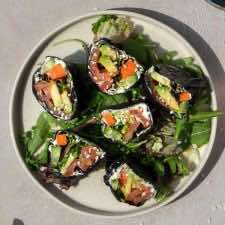 Koolhydraatarme sushi met zalm